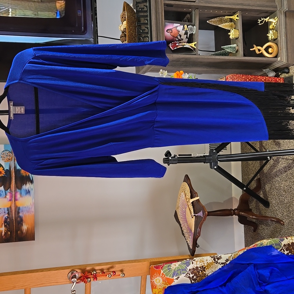 Gorgeous KM Faux Wrap Dress  With Fringe Detail    💙   SIZE 1X.